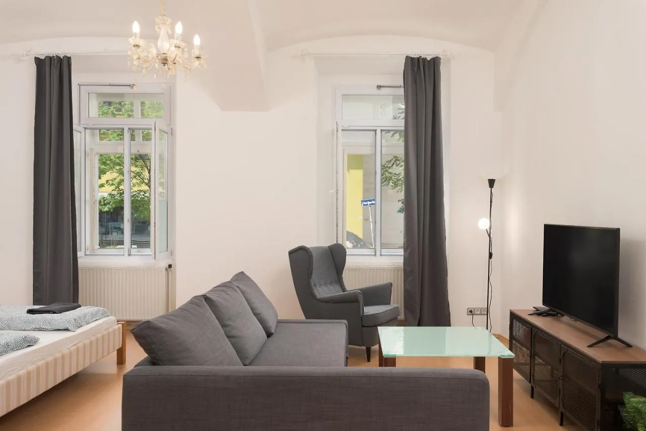 Apartment Spacious Apt In Perfect Location For Family Vienna