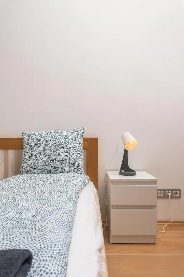 Apartment Spacious Apt In Perfect Location For Family Vienna